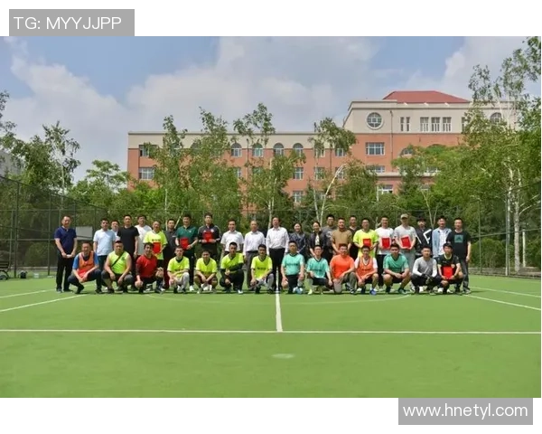 奋进杯足球赛激发青春热情展现团队精神助力校园文化建设